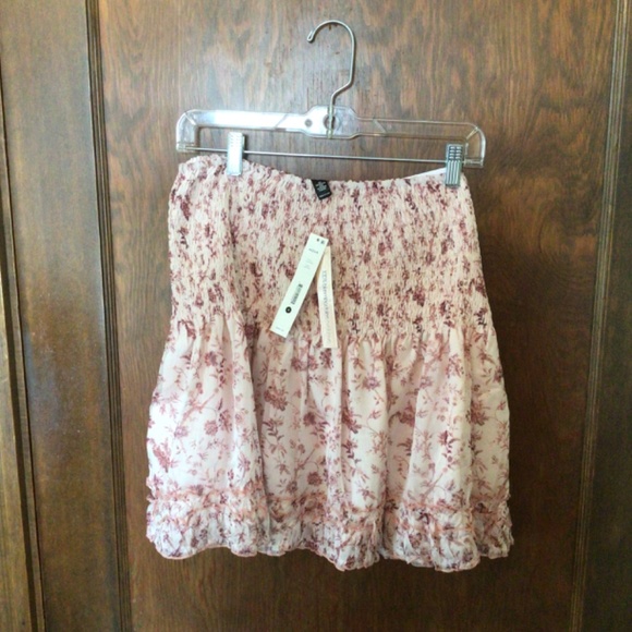 Aqua Floral Smocked Mini Skirt sz medium - Picture 3 of 8